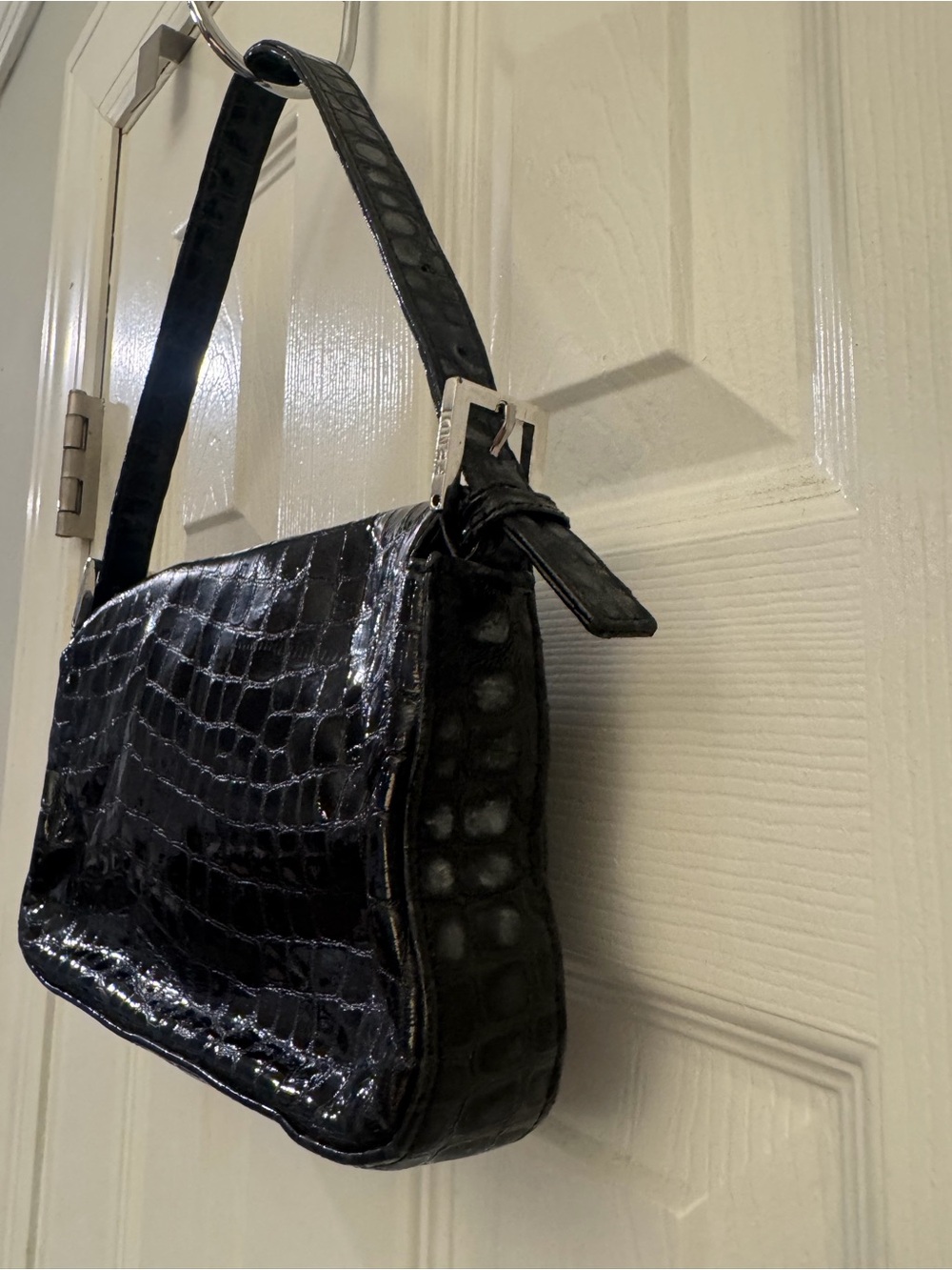 Vintage Fendi Black Crocodile Baguette Shoulder Bag with Silver Buckle - Picture 5 of 13